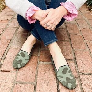 Rothy’s Green & Black Textile Flats & Loafers